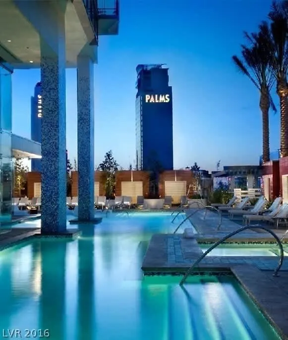 Incredible Penthouse Strip Views Balcony Access Villa Las Vegas